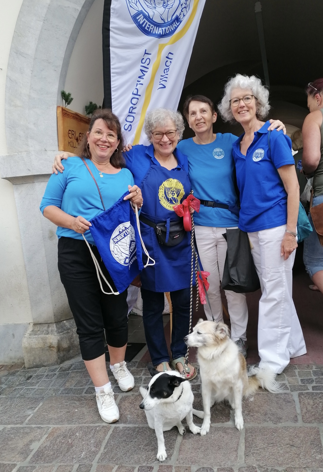 SI-Treffen beim Villacher Edel-Flohmarkt